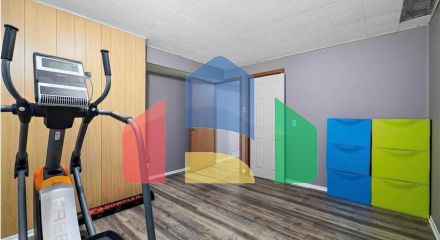 Residential - Single Family Home - Edmonton, Canada - Canada Residential - Single Family Home - Edmonton, Canada - Canada