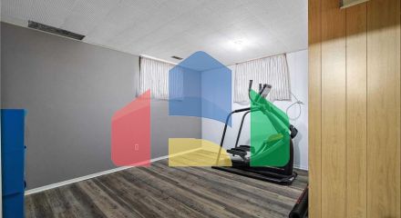 Residential - Single Family Home - Edmonton, Canada - Canada Residential - Single Family Home - Edmonton, Canada - Canada