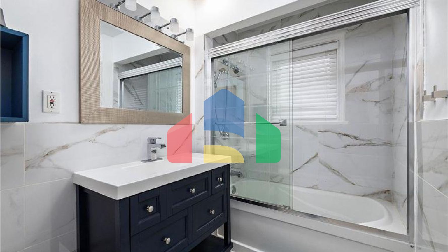 Residential - Single Family Home - Edmonton, Canada - Canada