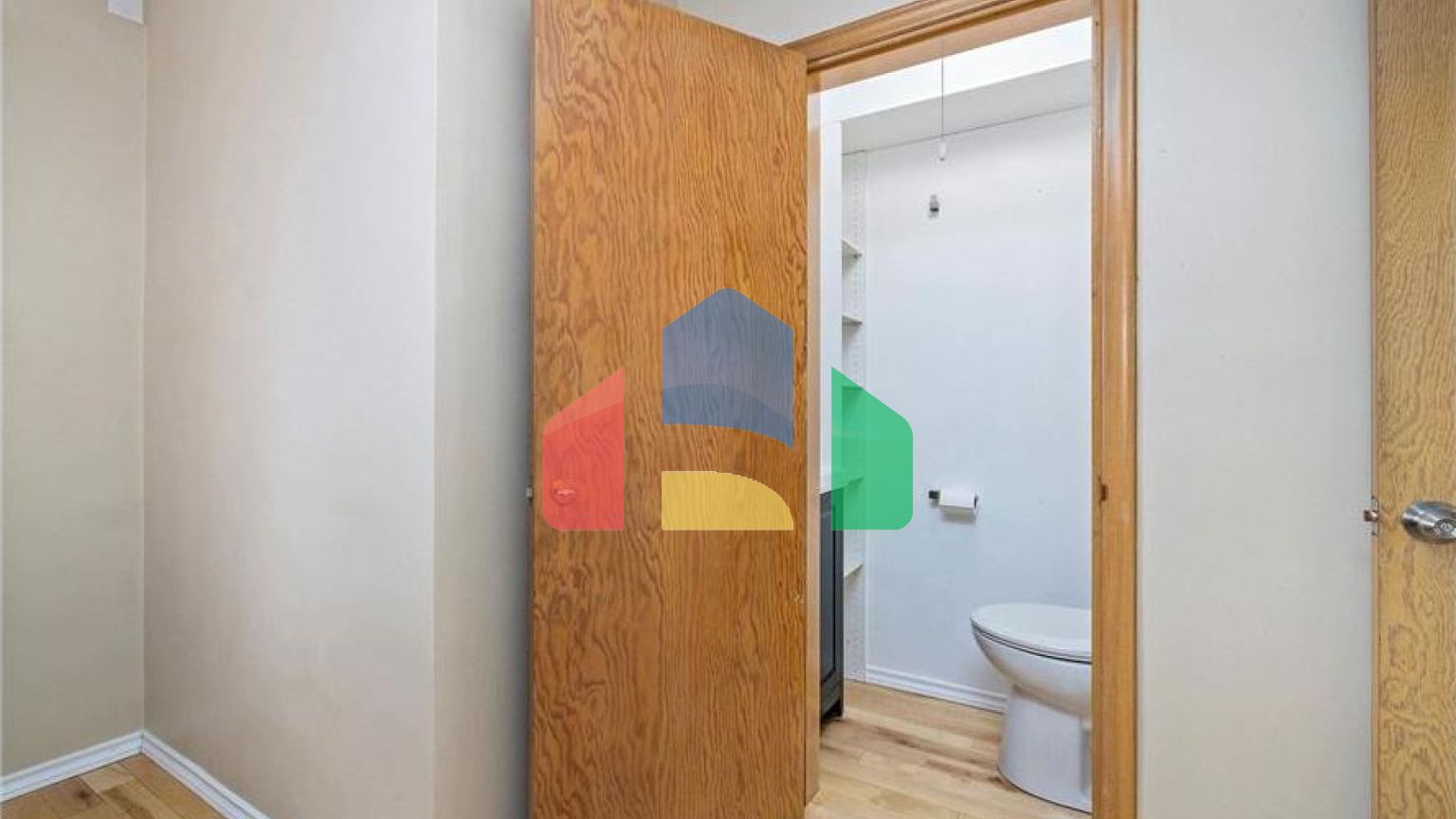 Residential - Single Family Home - Edmonton, Canada - Canada