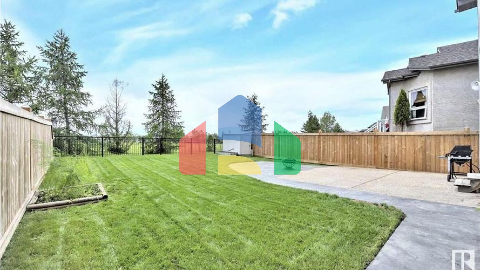 Residential - Single Family Home - Edmonton, Canada - Canada