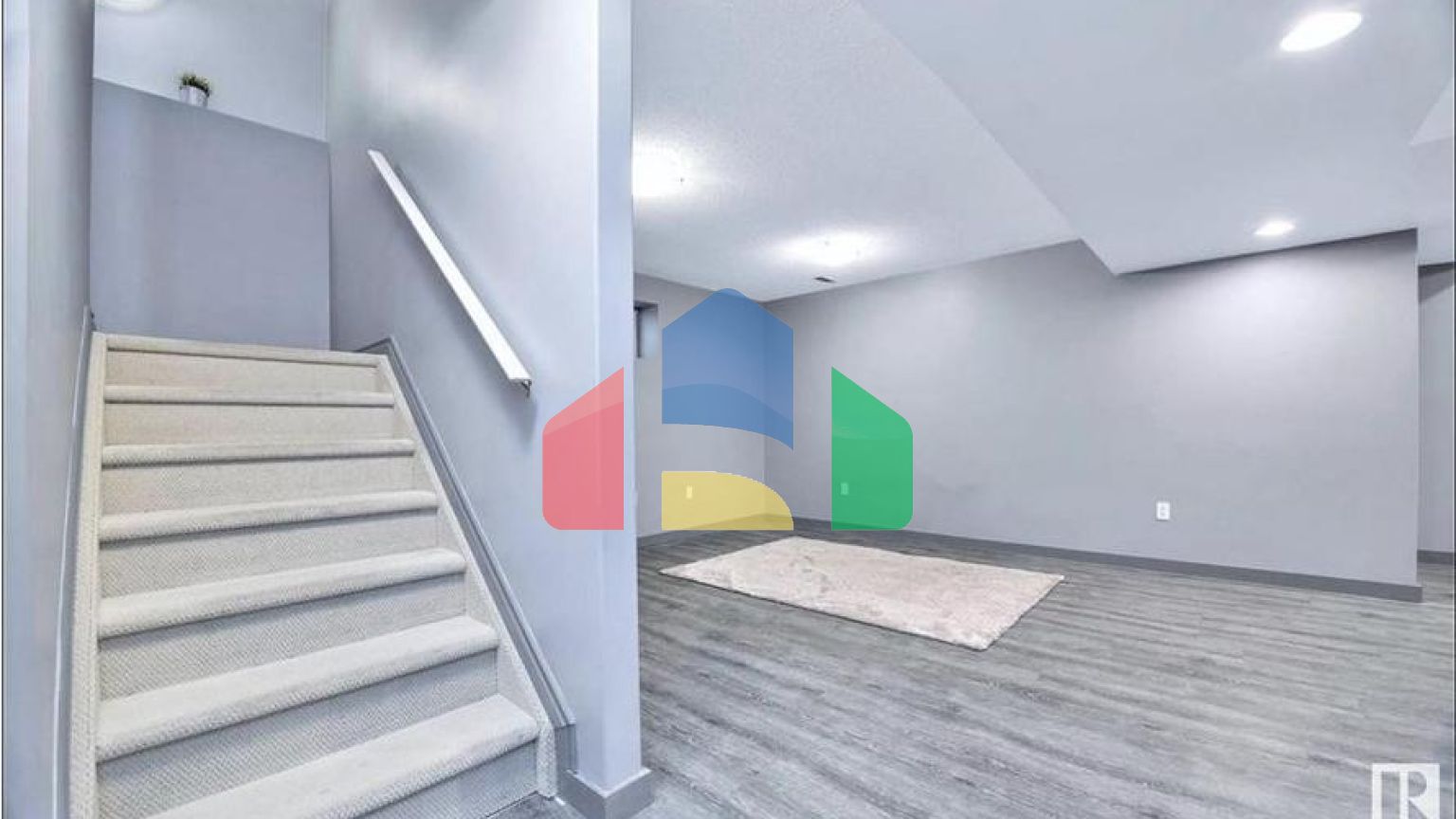 Residential - Single Family Home - Edmonton, Canada - Canada