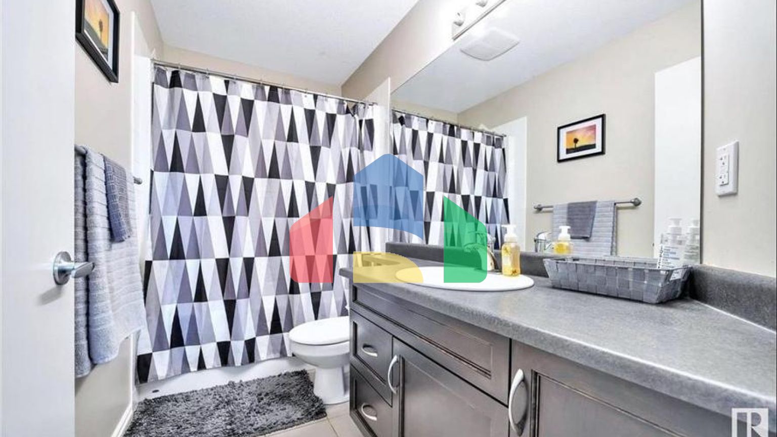 Residential - Single Family Home - Edmonton, Canada - Canada