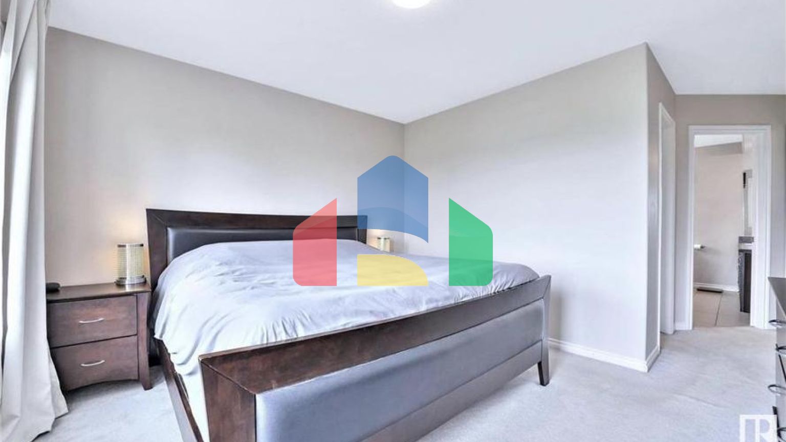 Residential - Single Family Home - Edmonton, Canada - Canada