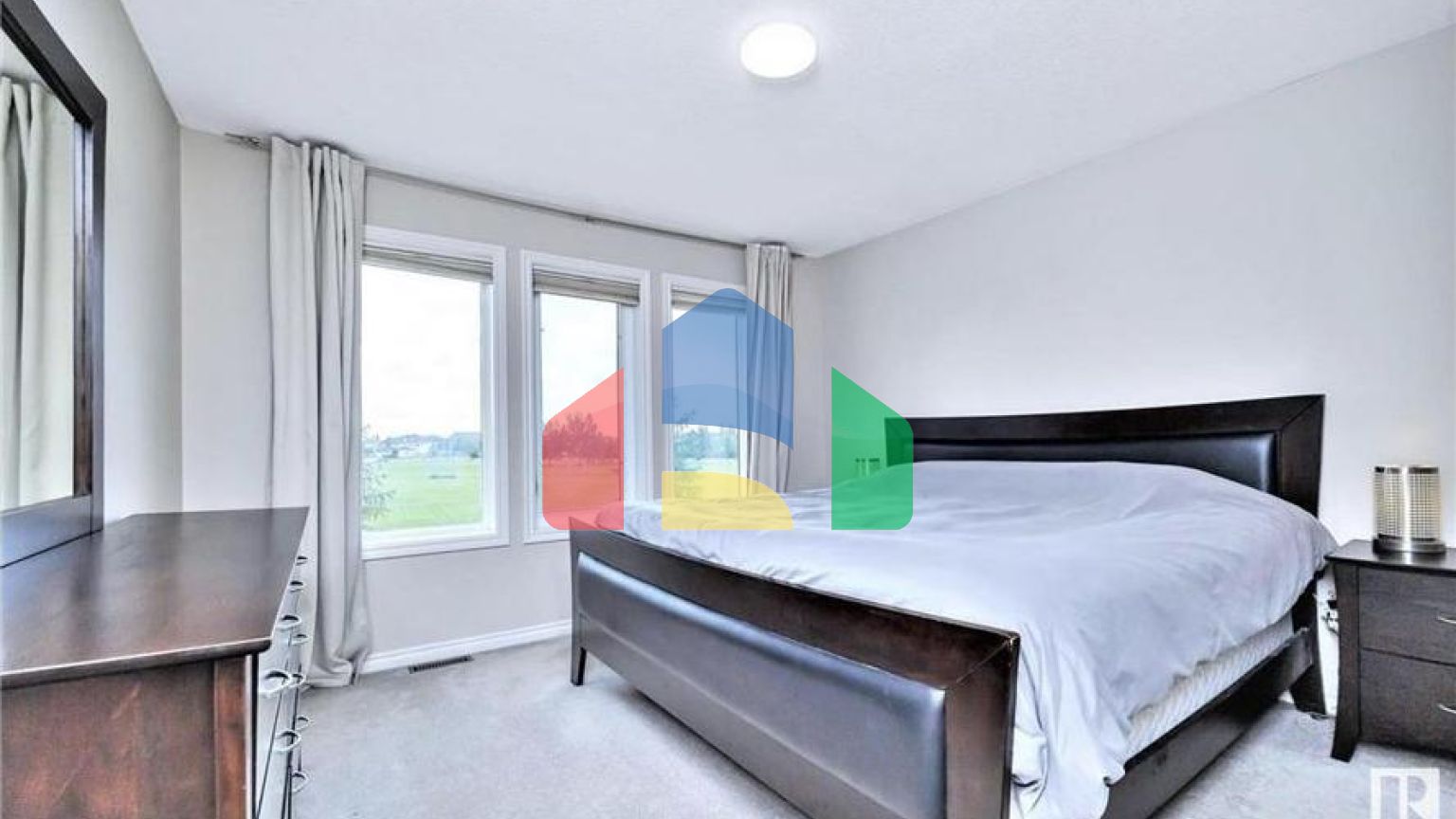 Residential - Single Family Home - Edmonton, Canada - Canada