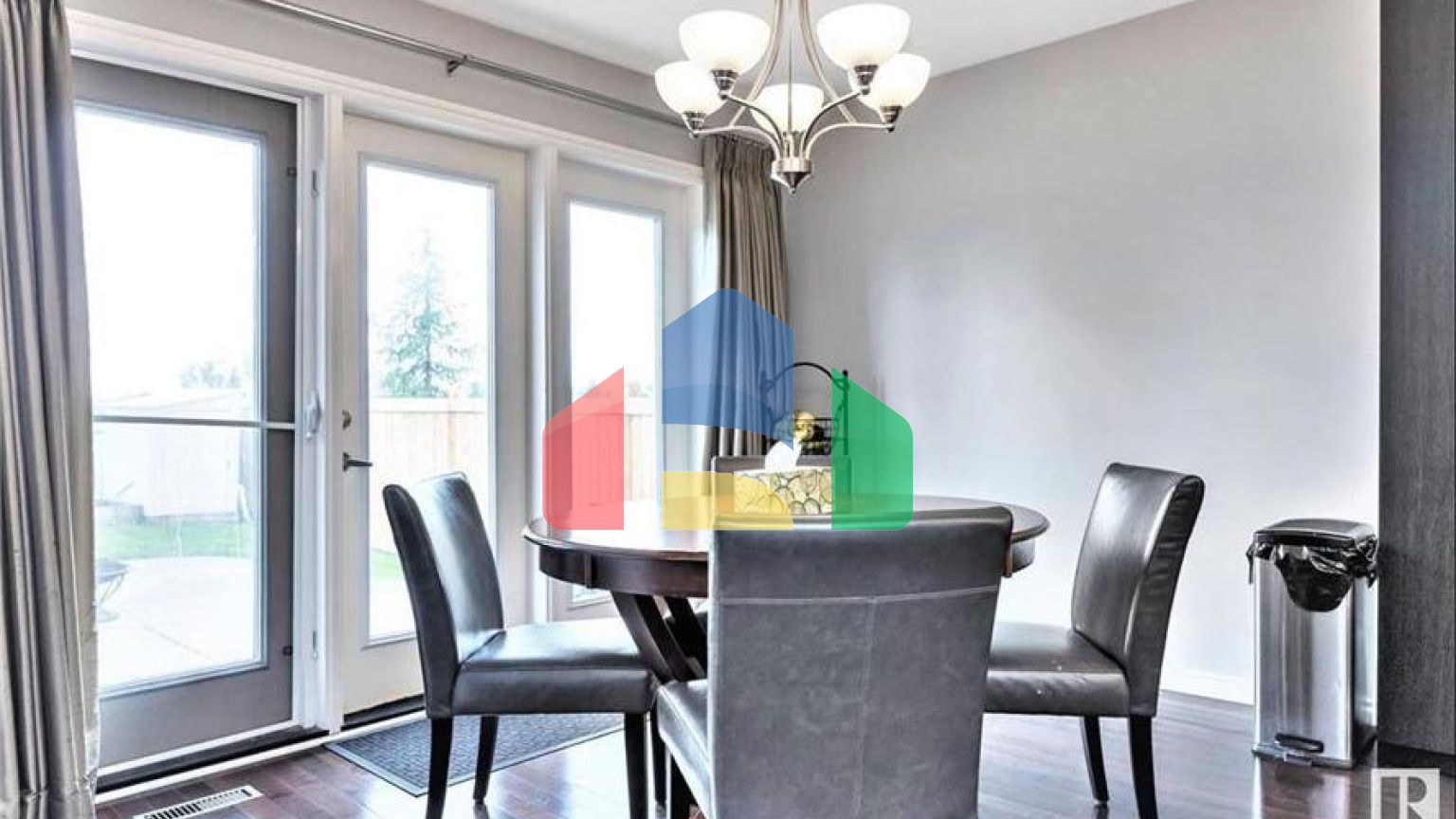 Residential - Single Family Home - Edmonton, Canada - Canada