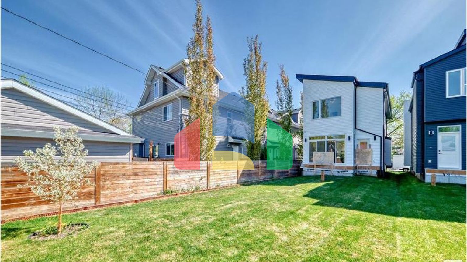 Residential - Single Family Home - Edmonton, Canada - Canada
