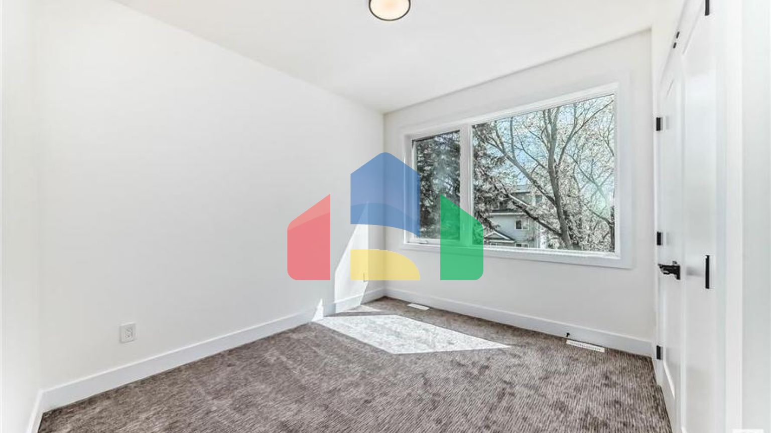 Residential - Single Family Home - Edmonton, Canada - Canada