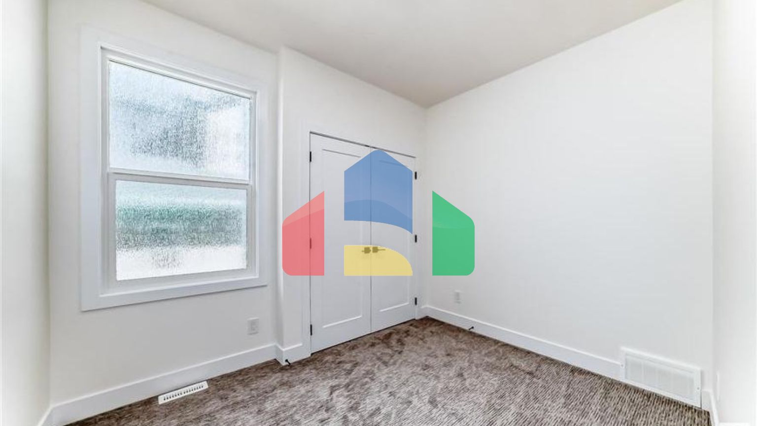 Residential - Single Family Home - Edmonton, Canada - Canada