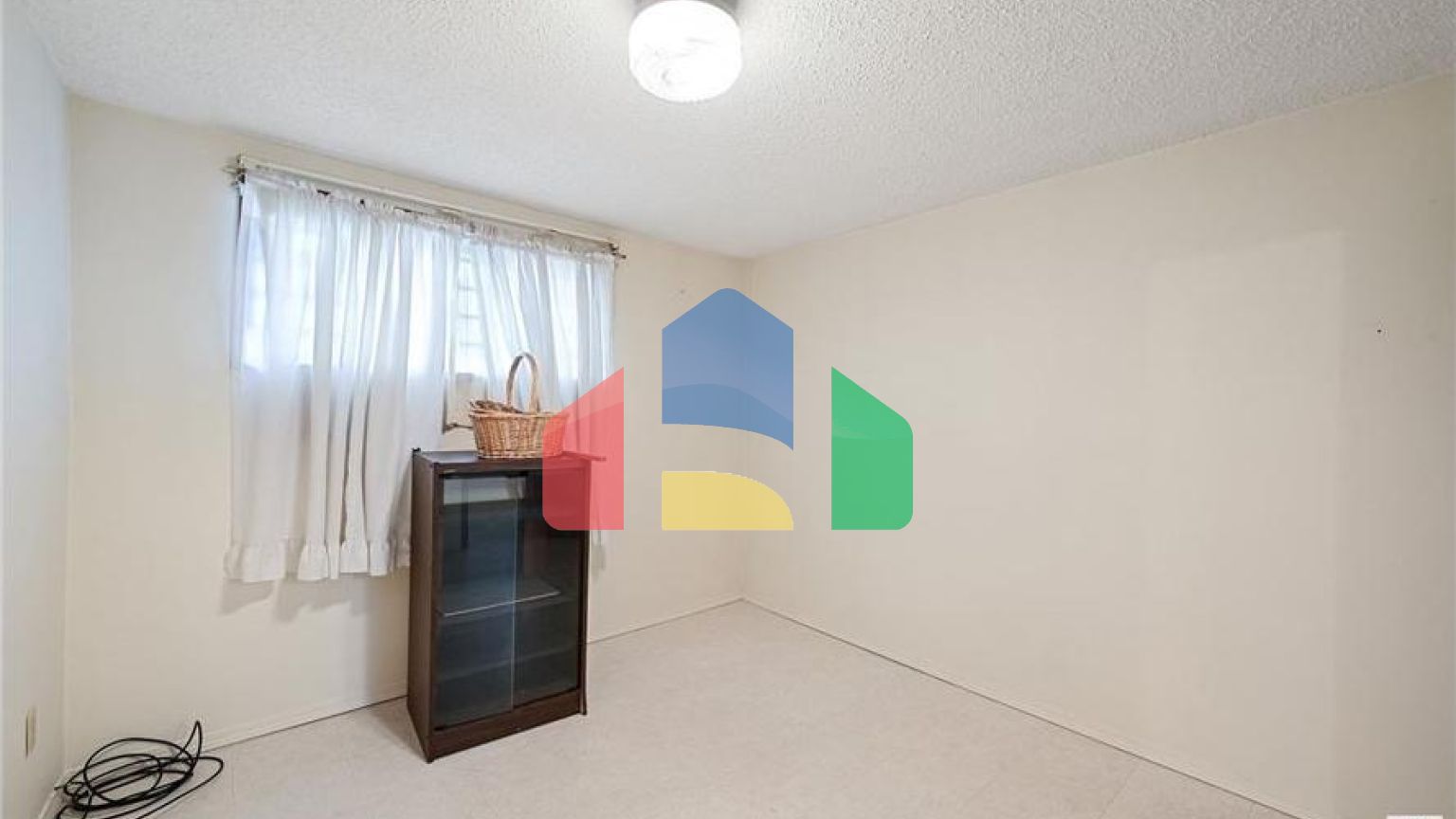 Residential - Single Family Home - Edmonton, Canada - Canada