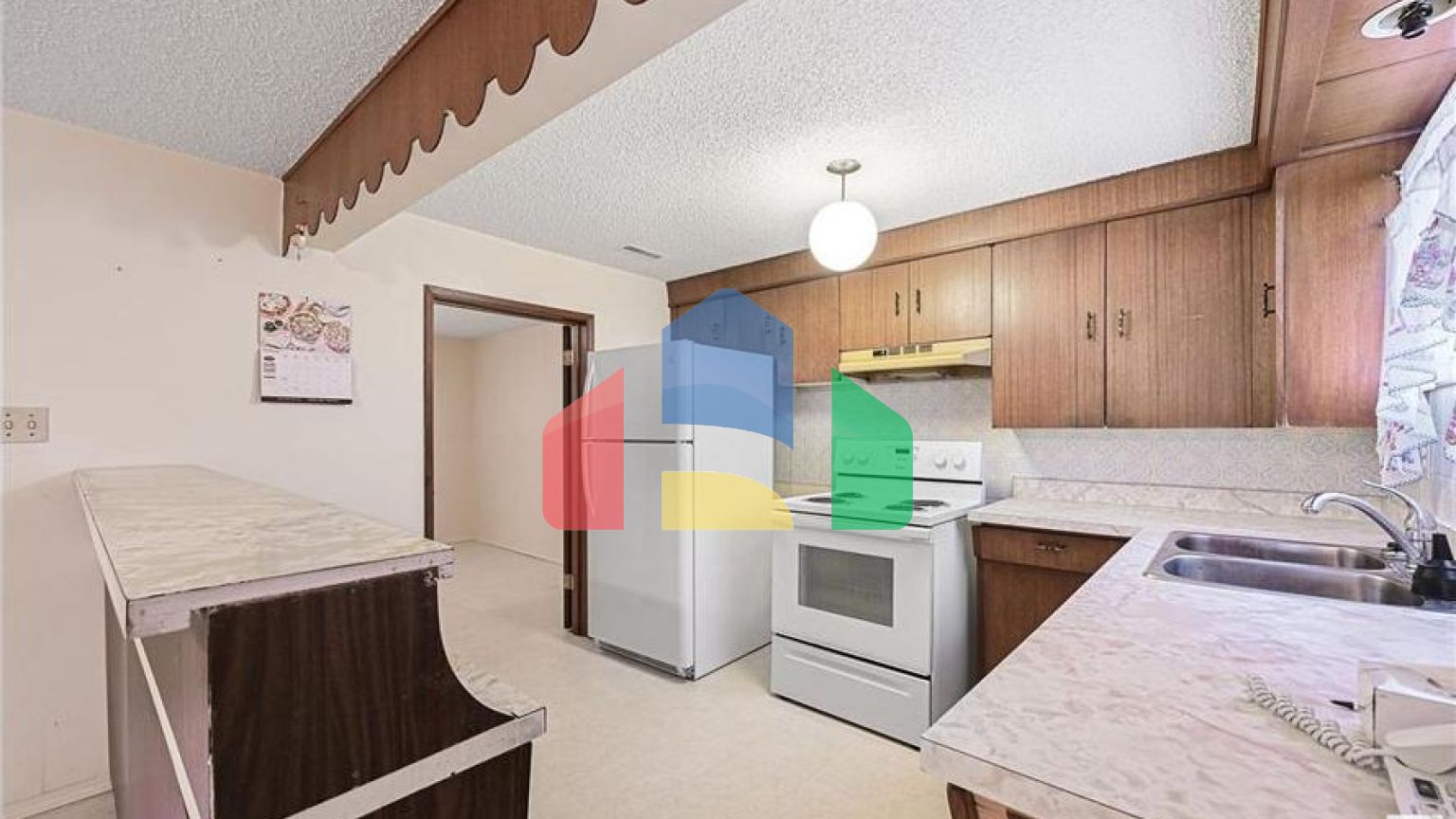 Residential - Single Family Home - Edmonton, Canada - Canada