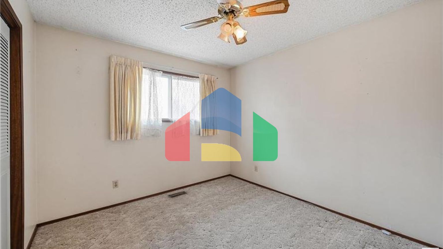 Residential - Single Family Home - Edmonton, Canada - Canada