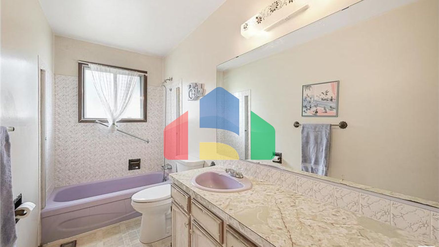 Residential - Single Family Home - Edmonton, Canada - Canada