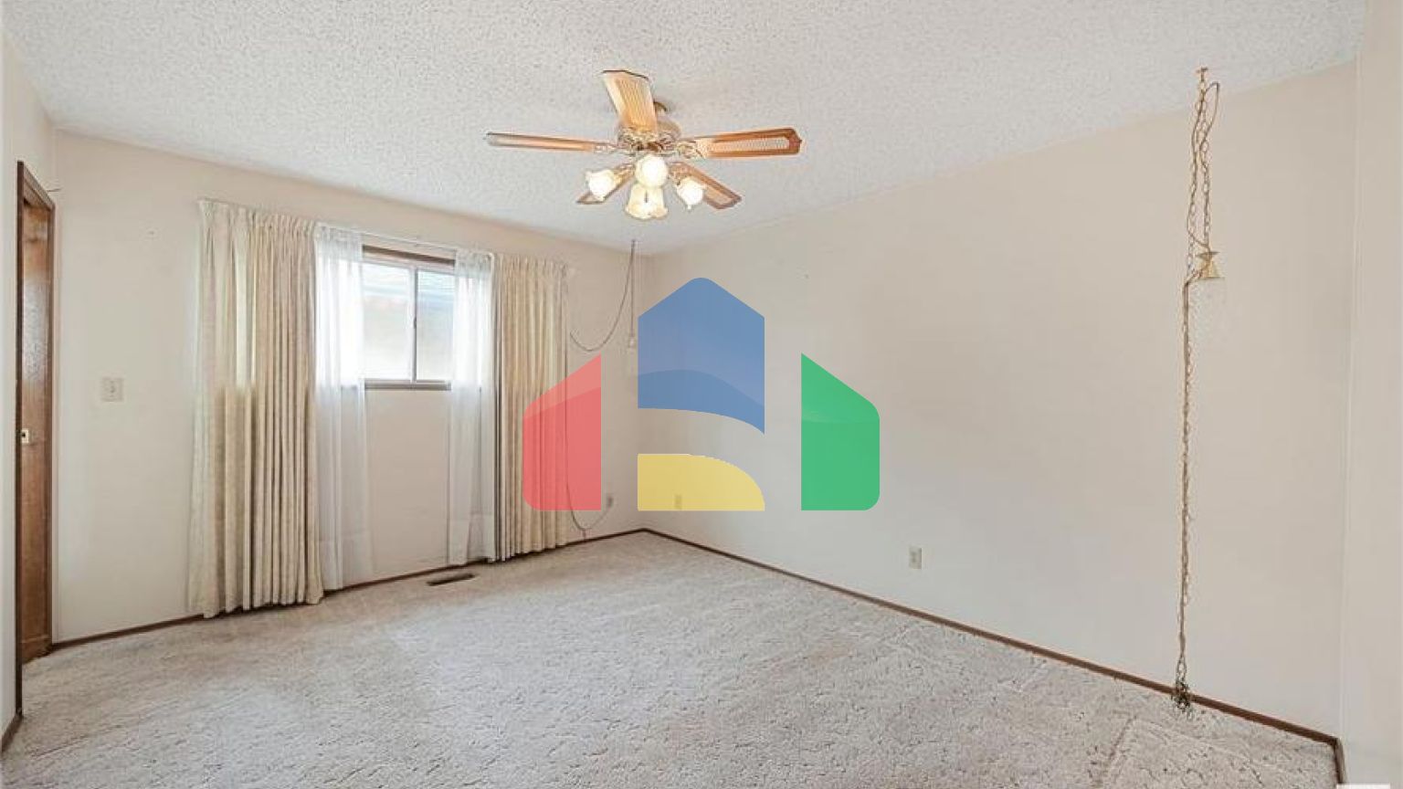 Residential - Single Family Home - Edmonton, Canada - Canada