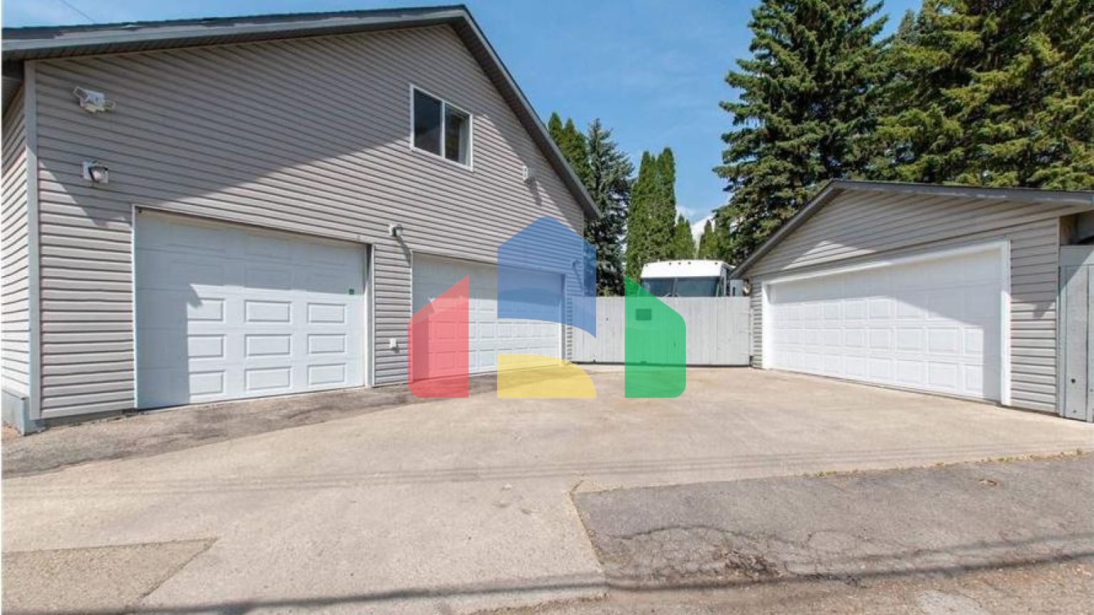 Residential - Single Family Home - Edmonton, Canada - Canada