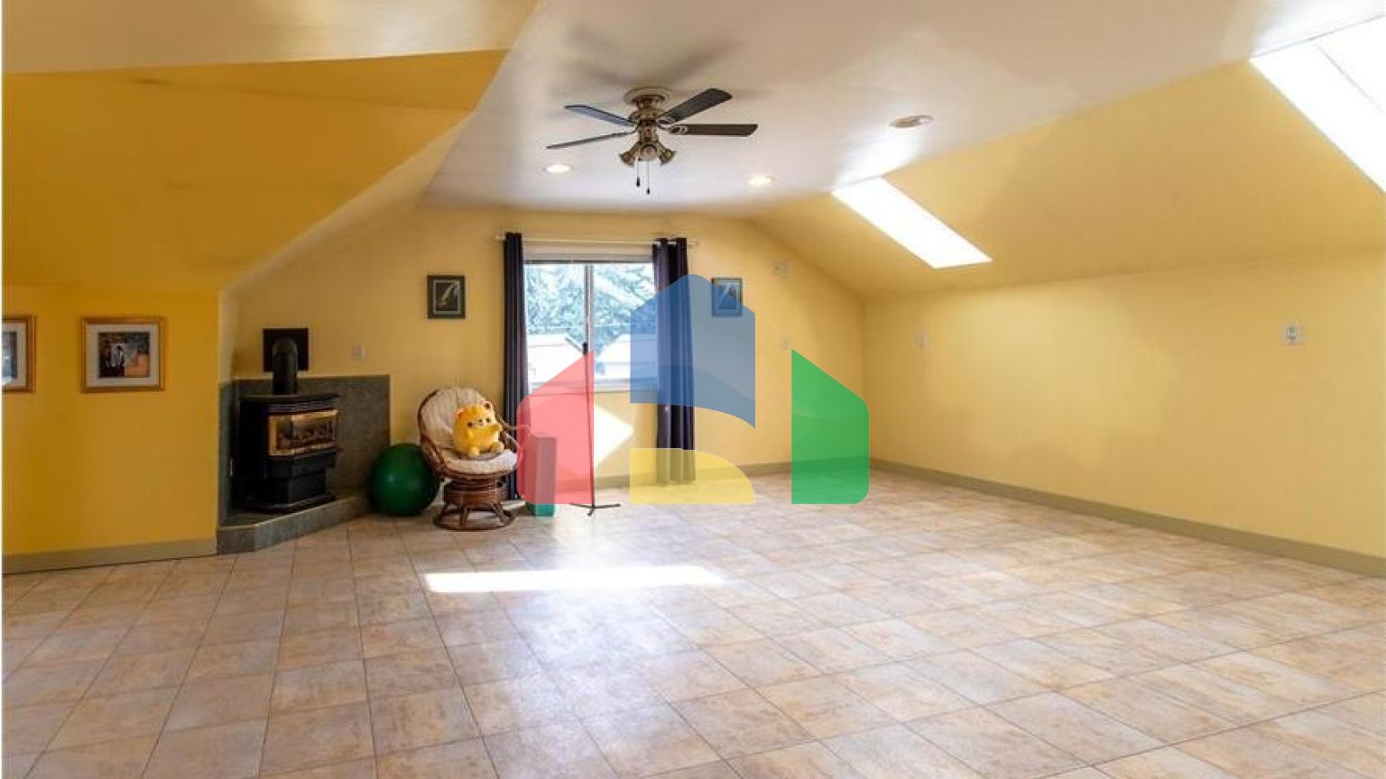 Residential - Single Family Home - Edmonton, Canada - Canada