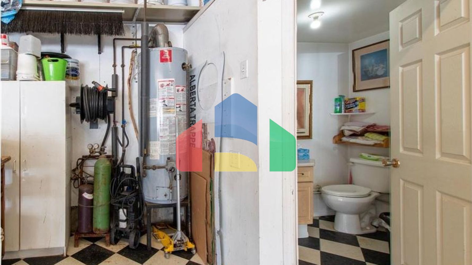 Residential - Single Family Home - Edmonton, Canada - Canada