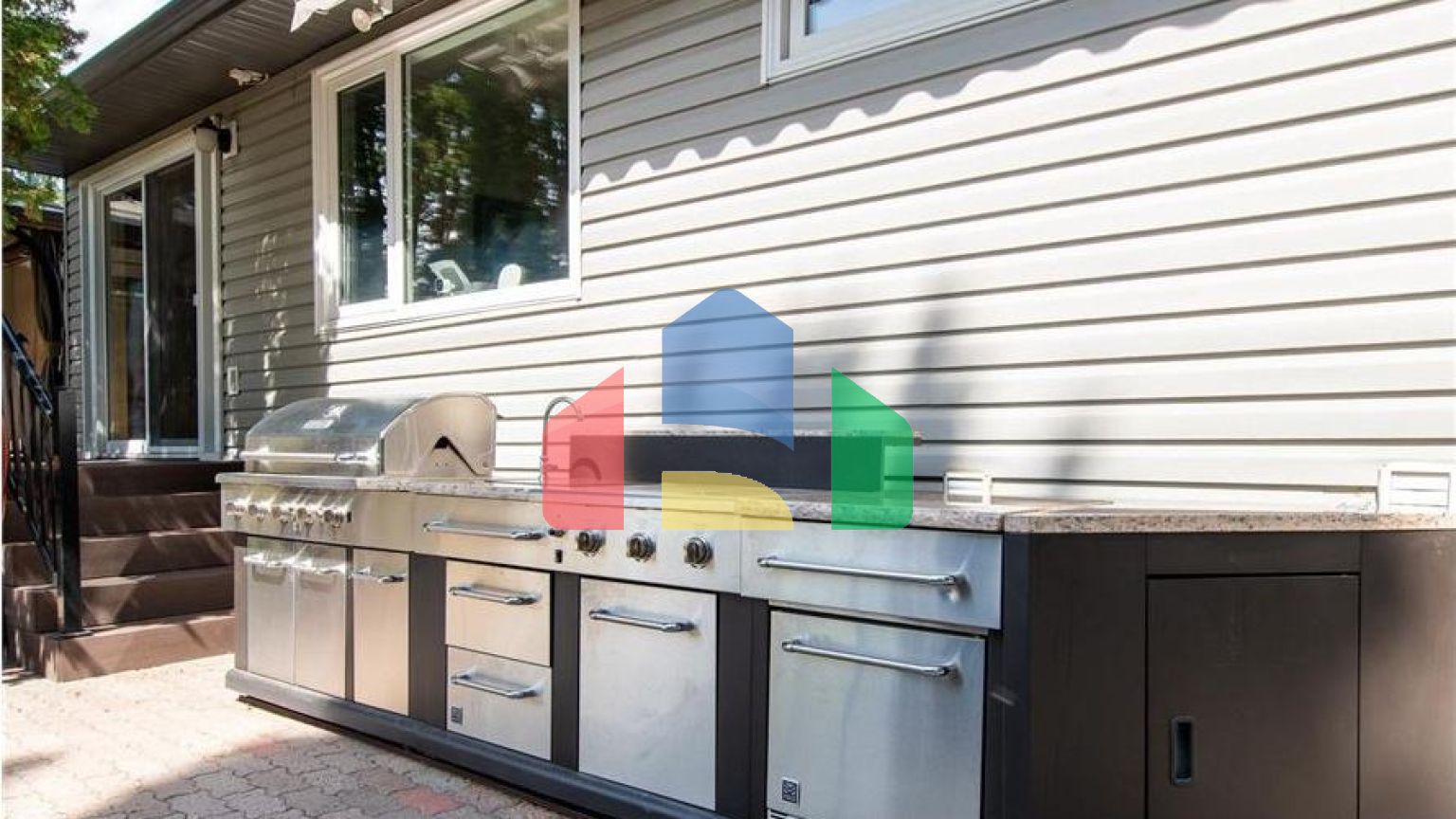 Residential - Single Family Home - Edmonton, Canada - Canada