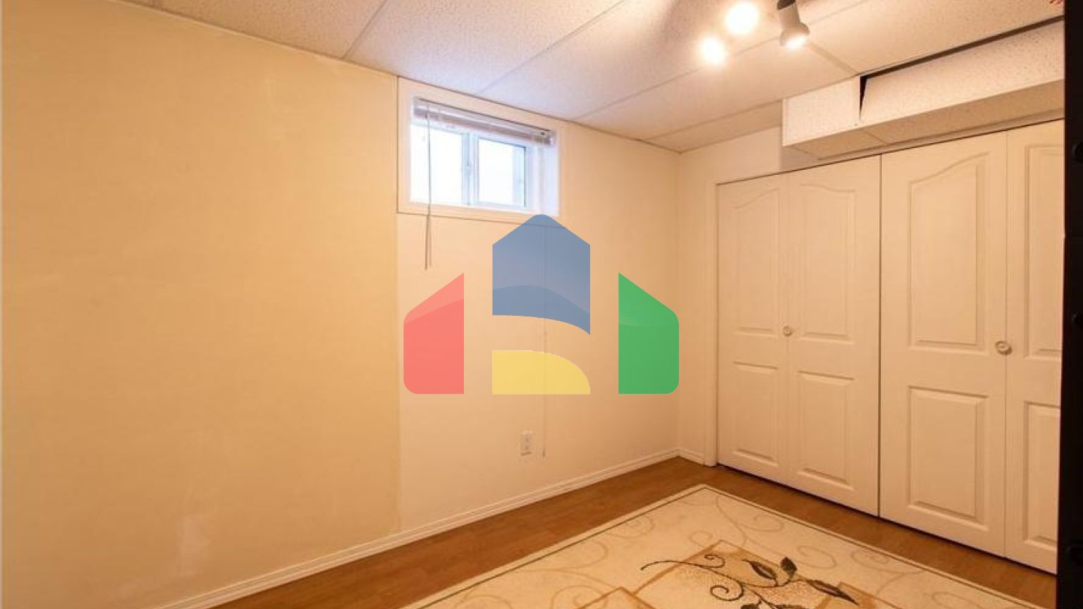 Residential - Single Family Home - Edmonton, Canada - Canada