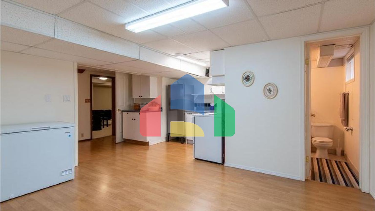 Residential - Single Family Home - Edmonton, Canada - Canada