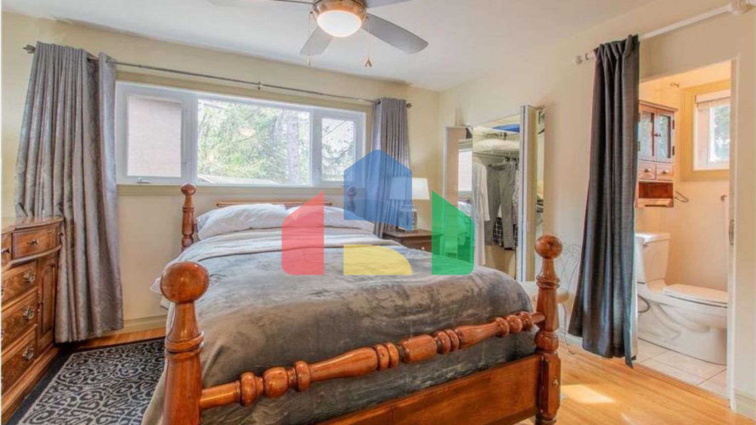 Residential - Single Family Home - Edmonton, Canada - Canada