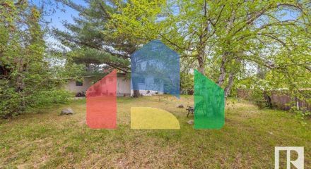 Residential - Single Family Home - Edmonton, Canada - Canada