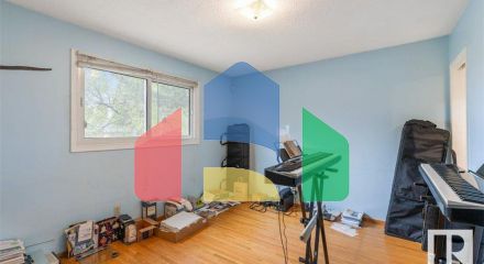Residential - Single Family Home - Edmonton, Canada - Canada