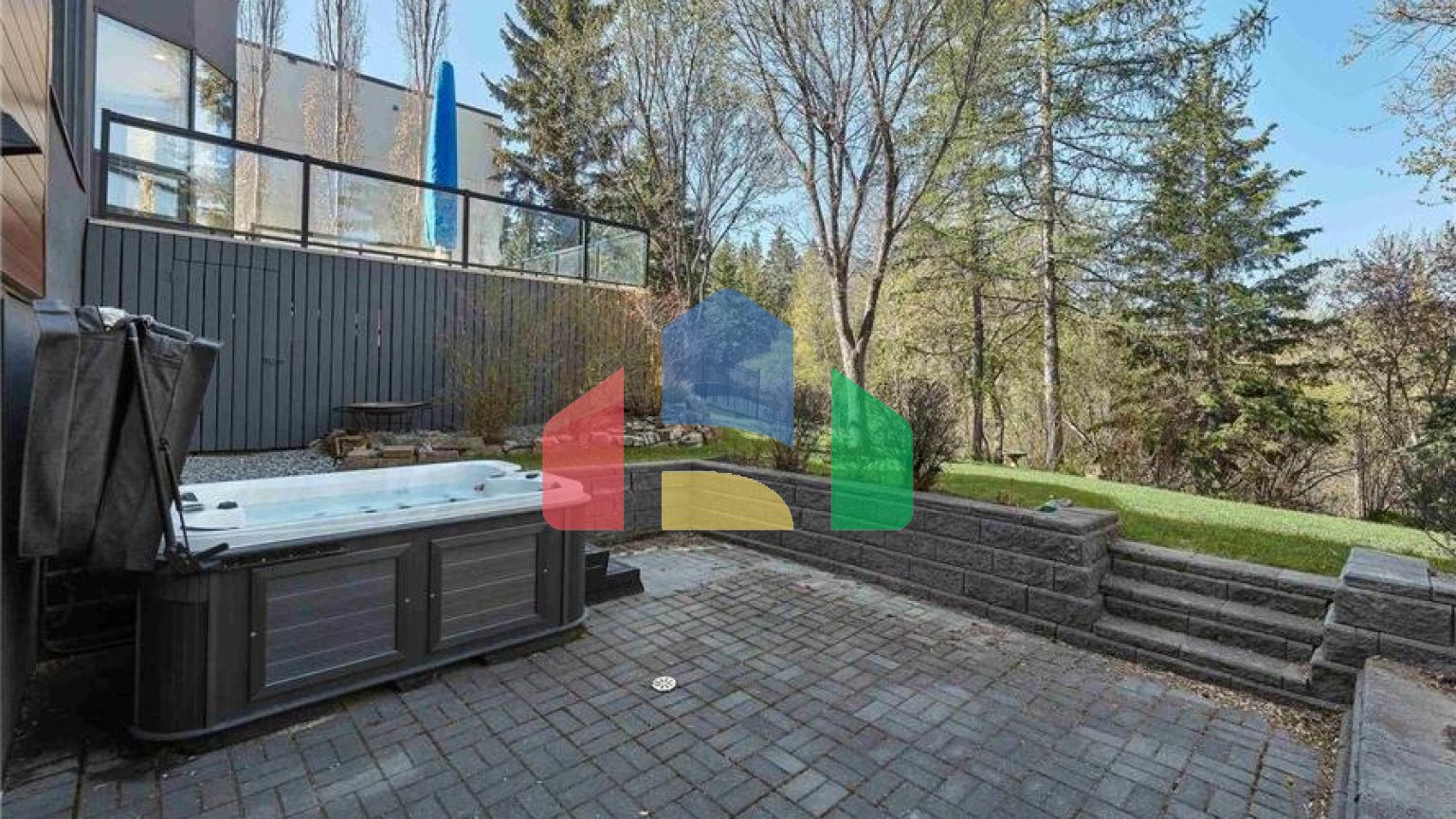 Residential - Single Family Home - Edmonton, Canada - Canada