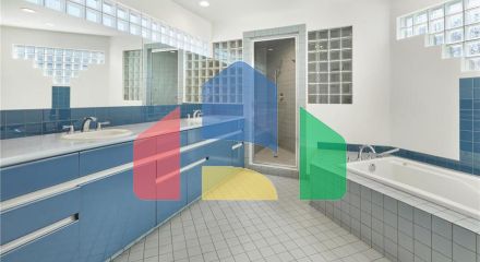 Residential - Single Family Home - Edmonton, Canada - Canada