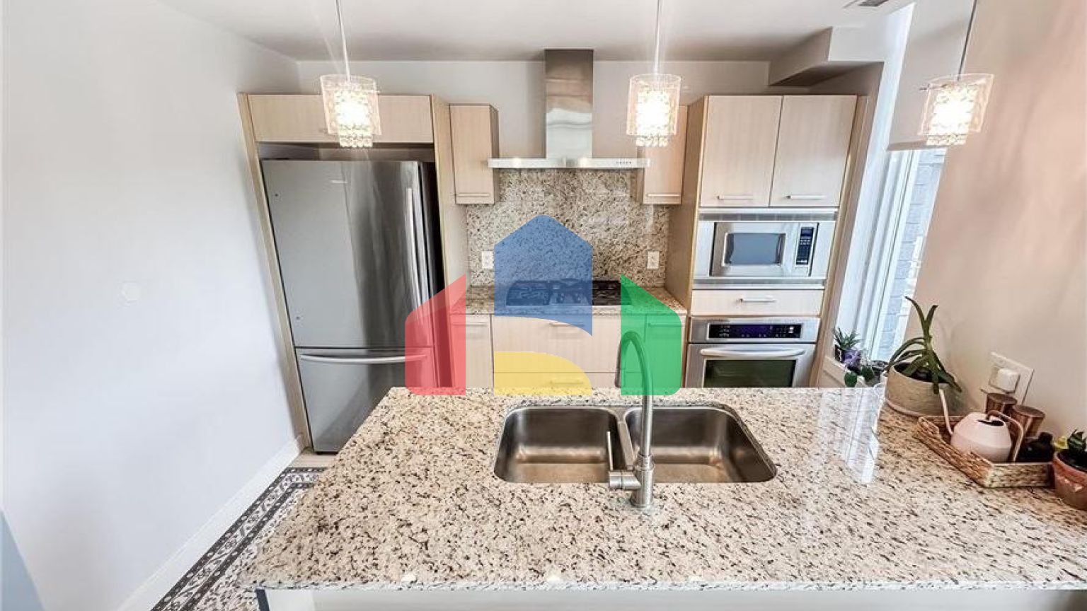 Residential - Condo/Apartment - Edmonton, Canada - Canada