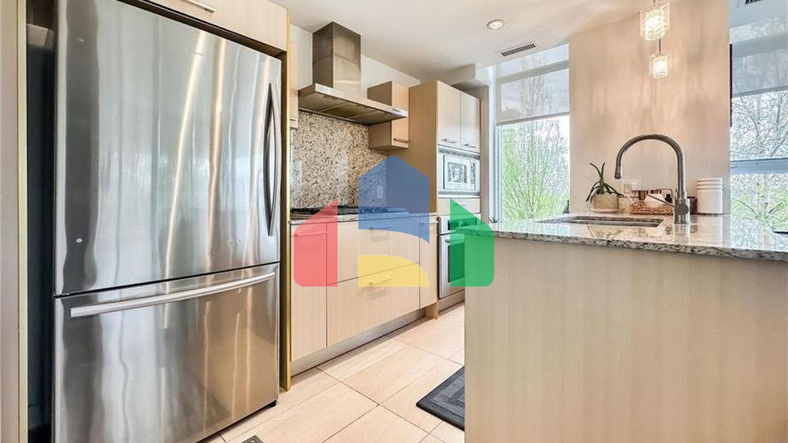 Residential - Condo/Apartment - Edmonton, Canada - Canada