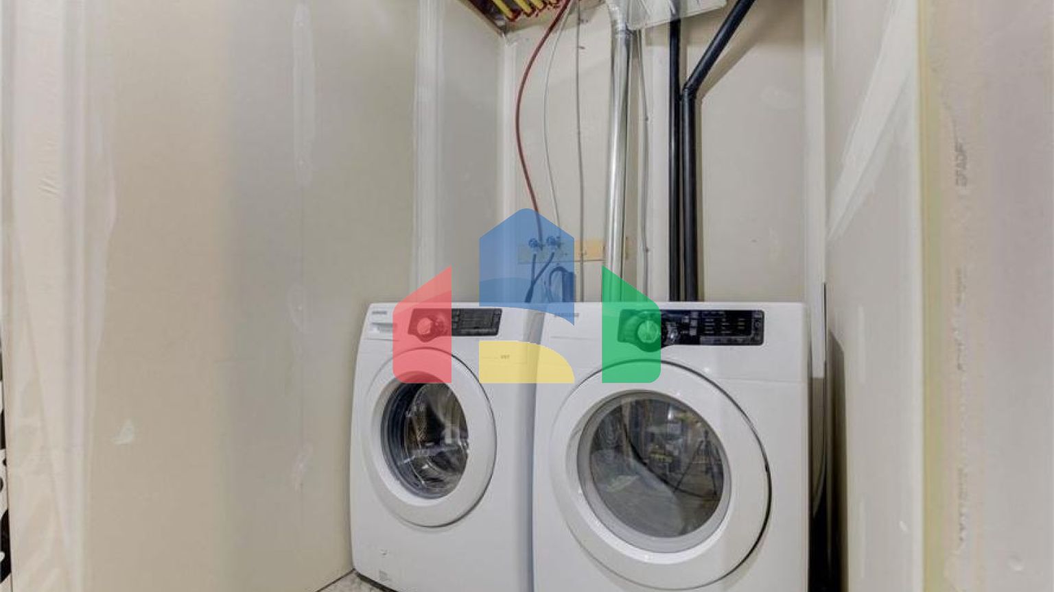 Residential - Townhouse - Edmonton, Canada - Canada