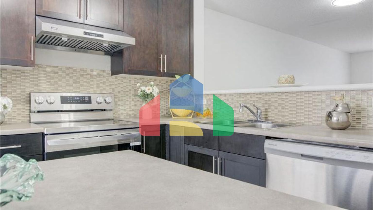 Residential - Townhouse - Edmonton, Canada - Canada