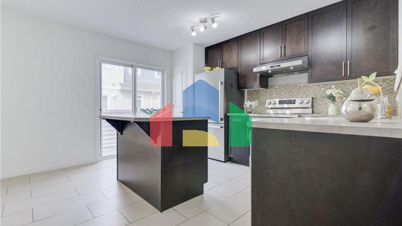 Residential - Townhouse - Edmonton, Canada - Canada