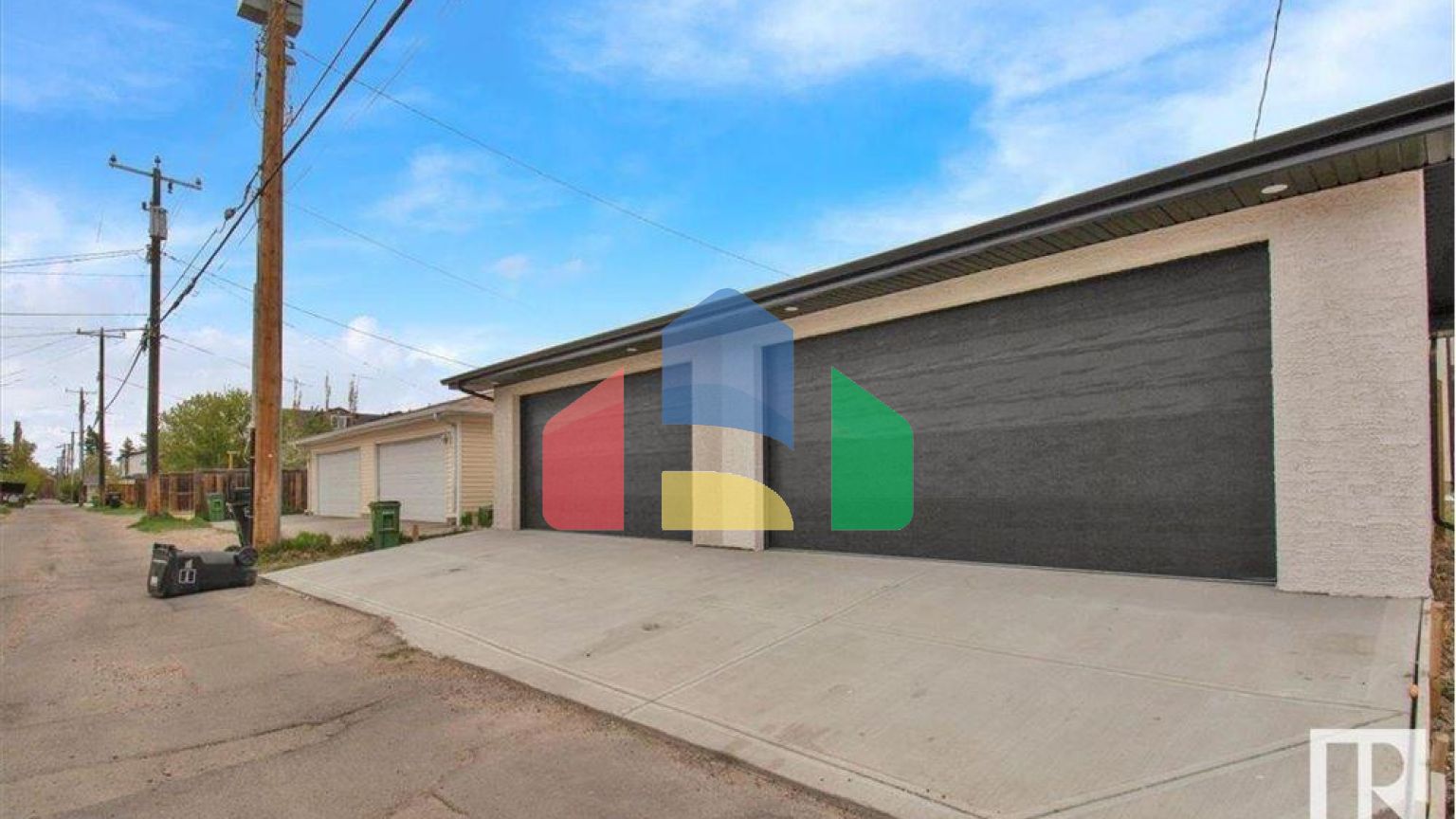 Residential - Single Family Home - Edmonton, Canada - Canada