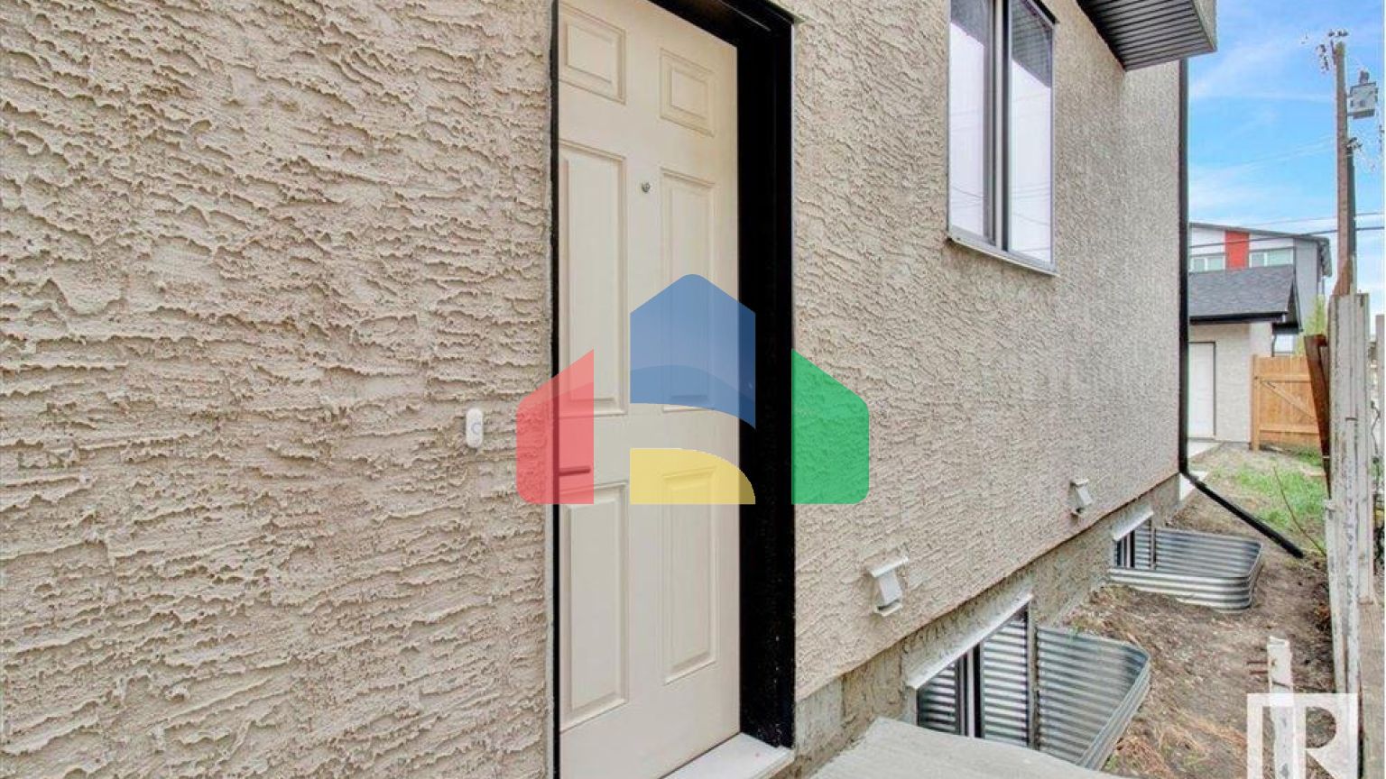 Residential - Single Family Home - Edmonton, Canada - Canada