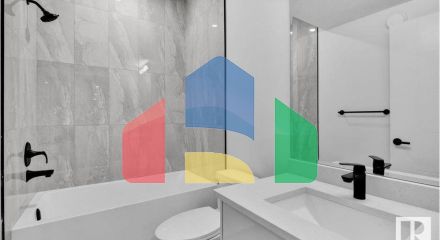 Residential - Single Family Home - Edmonton, Canada - Canada