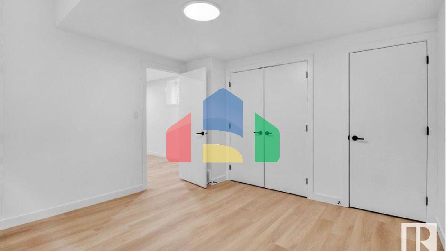 Residential - Single Family Home - Edmonton, Canada - Canada