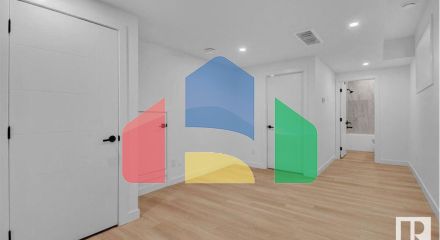 Residential - Single Family Home - Edmonton, Canada - Canada