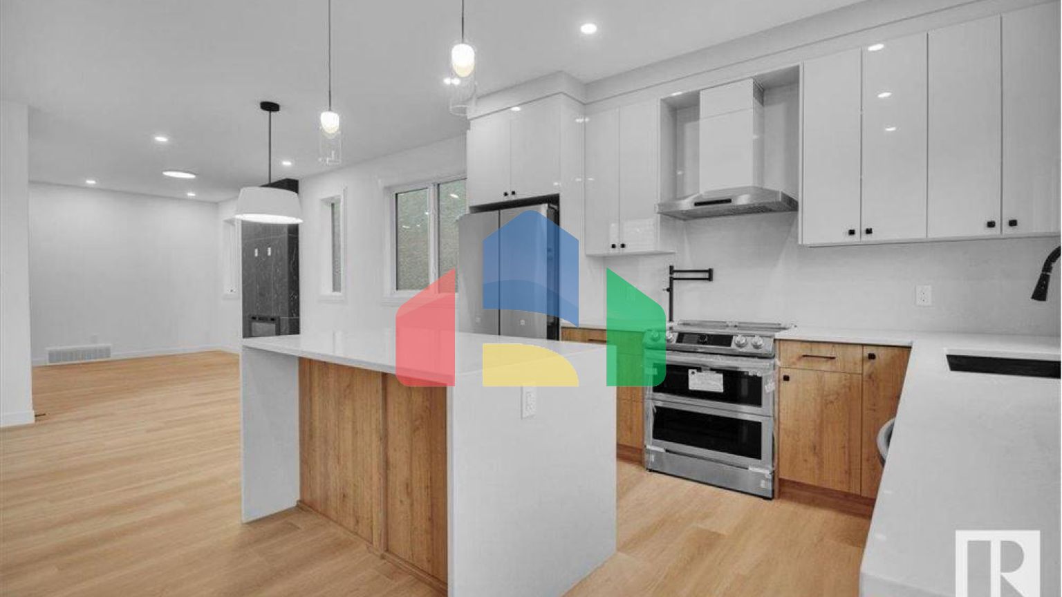 Residential - Single Family Home - Edmonton, Canada - Canada