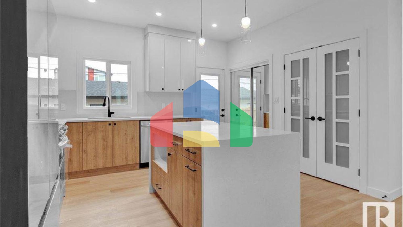 Residential - Single Family Home - Edmonton, Canada - Canada