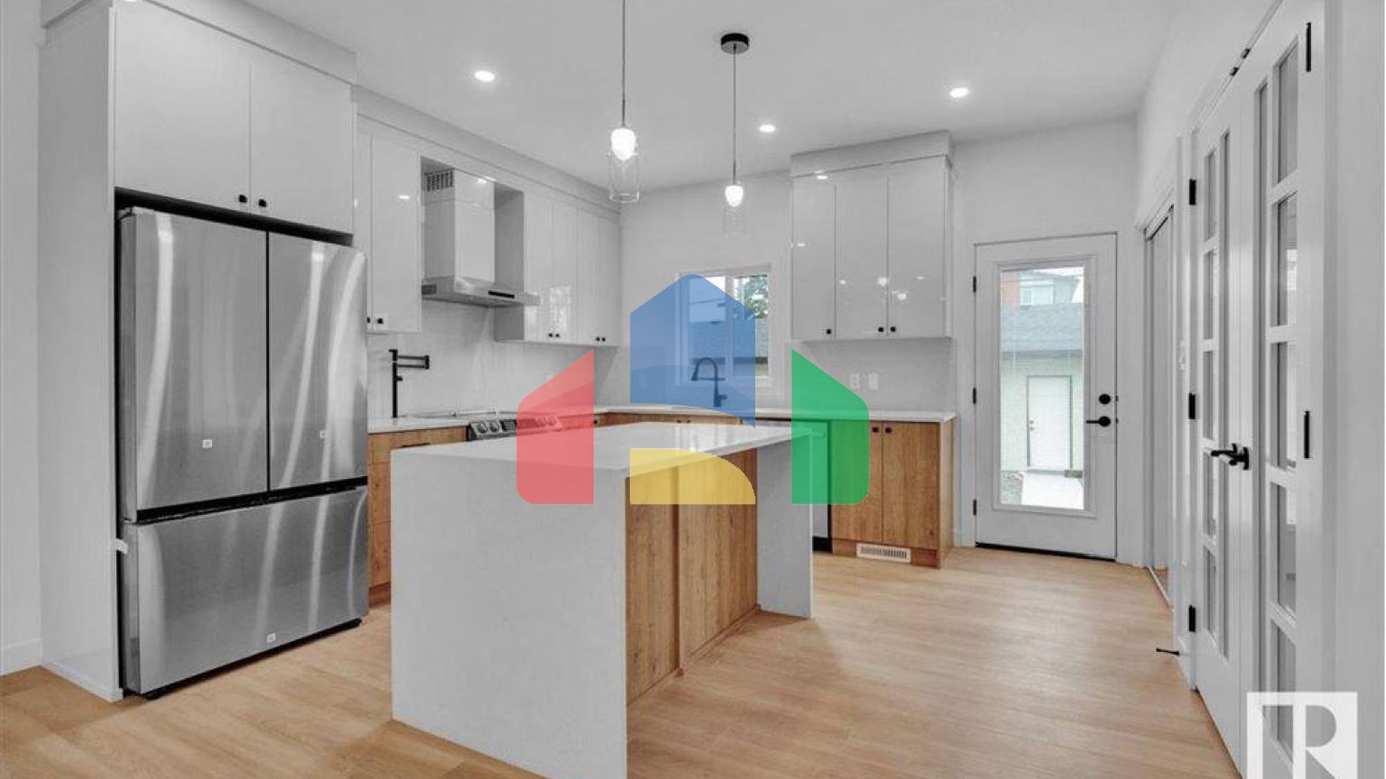 Residential - Single Family Home - Edmonton, Canada - Canada