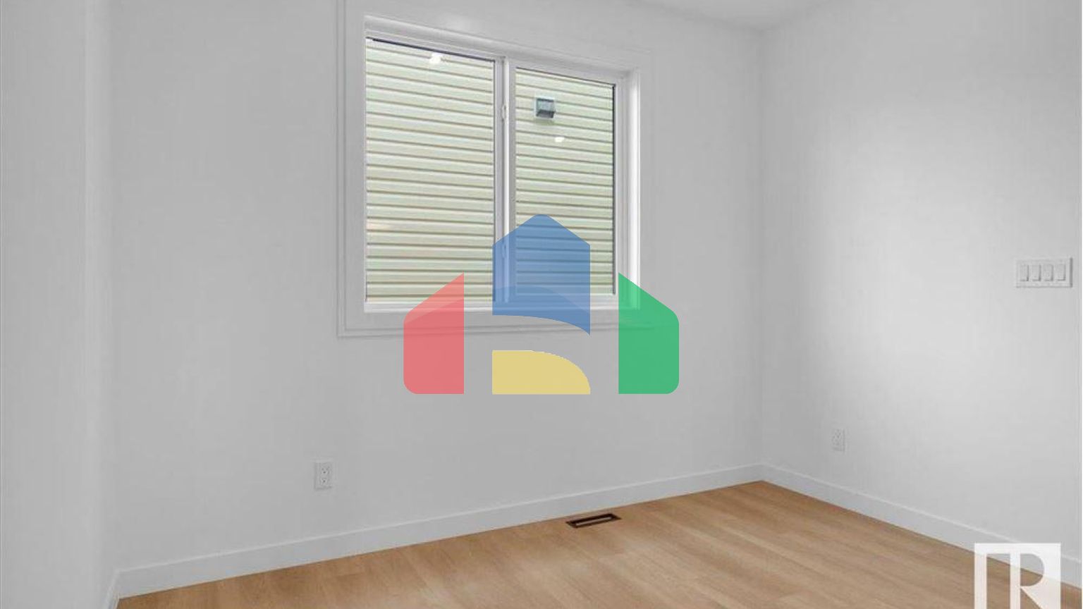 Residential - Single Family Home - Edmonton, Canada - Canada