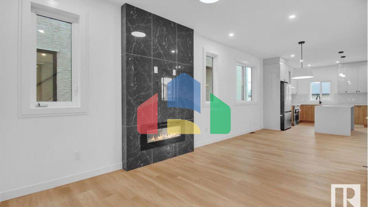 Residential - Single Family Home - Edmonton, Canada - Canada