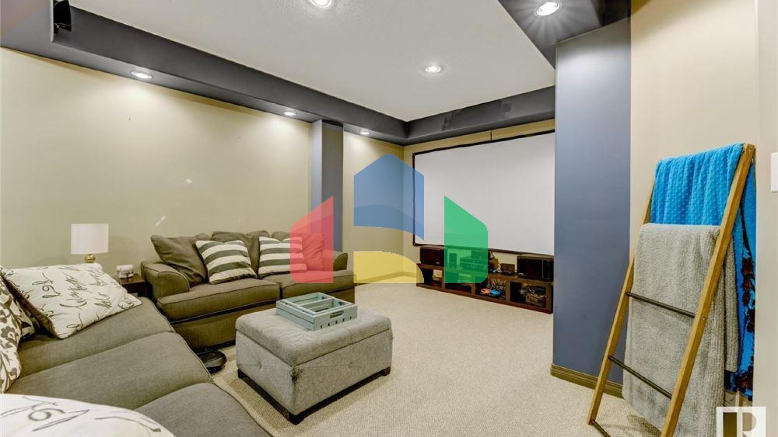 Residential - Single Family Home - Edmonton, Canada - Canada