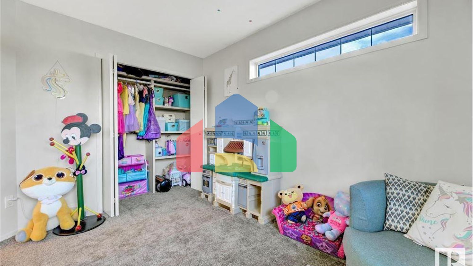 Residential - Single Family Home - Edmonton, Canada - Canada