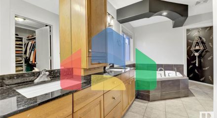 Residential - Single Family Home - Edmonton, Canada - Canada Residential - Single Family Home - Edmonton, Canada - Canada