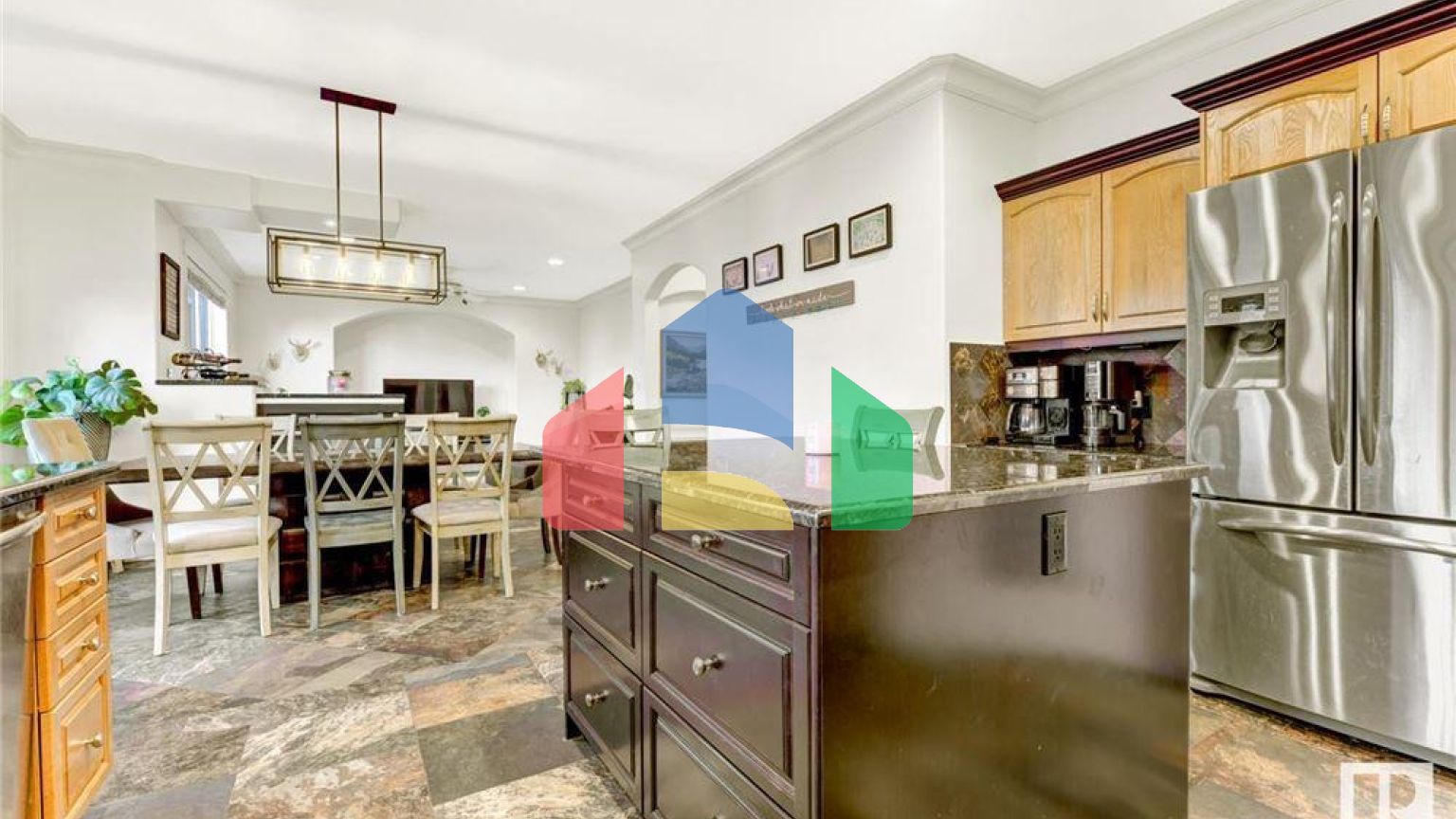 Residential - Single Family Home - Edmonton, Canada - Canada