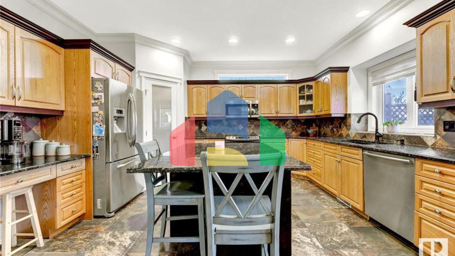 Residential - Single Family Home - Edmonton, Canada - Canada