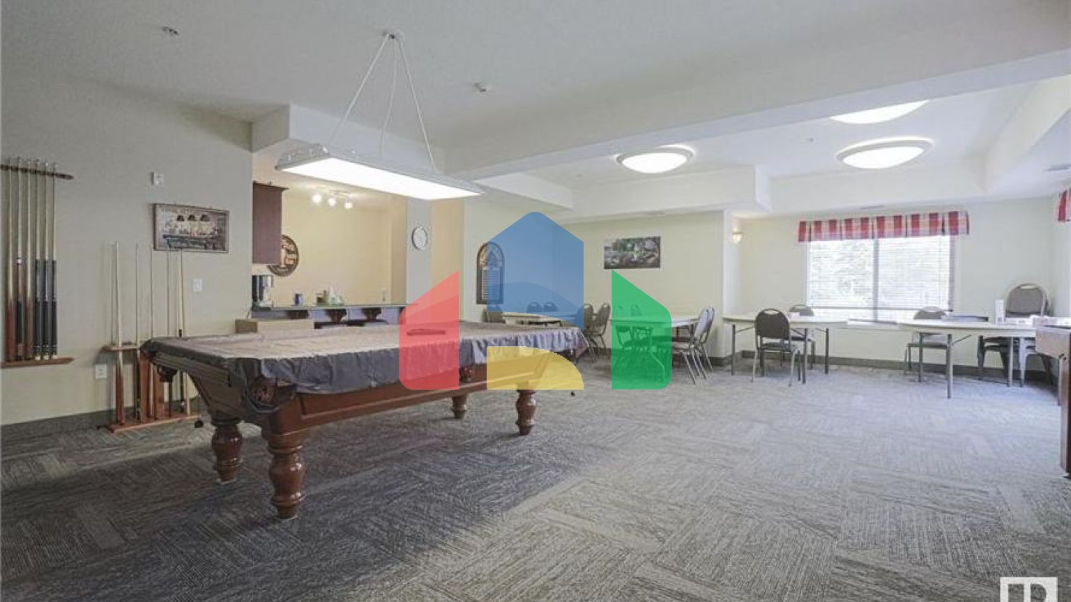 Residential - Condo/Apartment - Edmonton, Canada - Canada